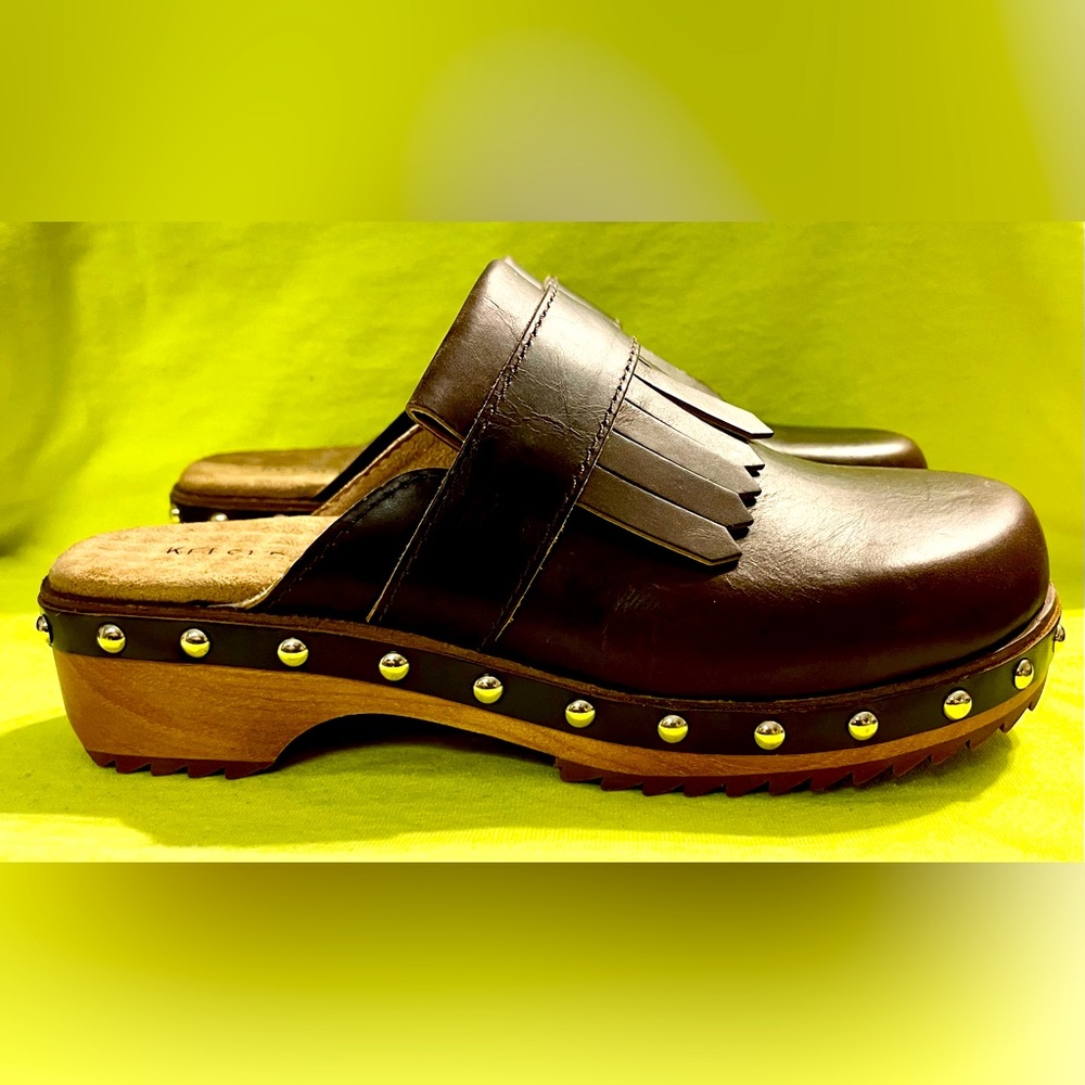 KELSI DAGGER BROOKLYN: Woman size 6 Brown leather clogs that slip on with ease.